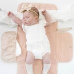 Matelas � langer portable rose