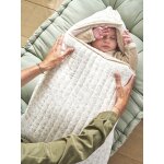 Nid d'ange en gaze de coton et fausse fourrure hygge