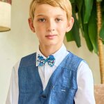 Noeud papillon fleuri et c�r�monie bleu rouge