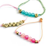 Perles alphabets - bijoux � cr�er multicolore