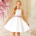 Robe c�r�monie liberty qui tourne hepburn blanc rose