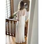 Robe de mariée en crêpe grossesse ou femme collection mariage envie de fraise écru Robe de mariée en crêpe grossesse ou femme collection mariage envie de fraise écru