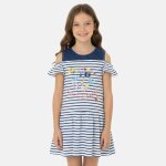 Robe ray�e � �paules d�nud�es imprim�e, coupe d�contract�e, col rond et sans manches bleu gris
