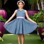 Robe qui tourne & argent�s hepburn bleu fonc�