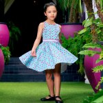 Robe qui tourne �t� fleurie hepburn bleu roi rose fuchsia