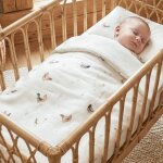 Set coussin et couverture pour berceau et couffin gallina �cru motif poules champ�tre