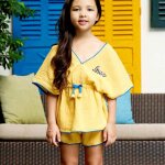 Tunique plage avec short assorti love jaune bleu roi