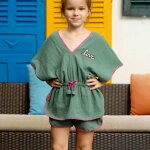 Tunique plage avec short assorti love kaki rose fuchsia