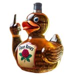 Bouteille de whisky bouledogue francais, verres de degustation pour fete