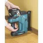 Cloueur brad 18 v li - ion 50mm nu sans batterie / chargeur makita dbn500z