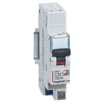Disjoncteur phase + neutre legrand 20a bornes automatiques 1 module Disjoncteur phase + neutre legrand 20a bornes automatiques 1 module