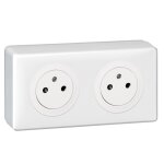 Double prise de courant legrand cliane surface avec plaque + cadre saillie blanc