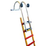 Echelle de toit en bois centaure - 480001