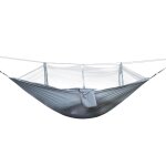 Hamac de camping extérieur portatif pour 1 a 2 personnes avec moustiquaire tissu de parachute haute résistance ... Hamac de camping extérieur portatif pour 1 a 2 personnes avec moustiquaire tissu de parachute haute résistance ...