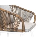 Lot de 4 fauteuil de jardin en résine tressée structure alu blanc + coussin chiné gris / beige maldives ... Lot de 4 fauteuil de jardin en résine tressée structure alu blanc + coussin chiné gris / beige maldives ...