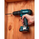 Makita kit clx228smx1 (hp333d td110d 2 x 4, 0 ah dc10sb coffret accessoires)