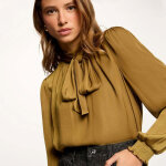 Blouse col lavallire camel