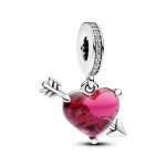 Charm pendant coeur rouge et fl�che en verre de murano