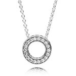 Collier cercle pav� signature pandora