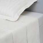 Drap plat uni satin de coton tertio ; - blanc