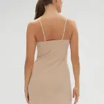 Fond de robe - peau rose