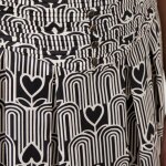 Jupe courte imprime - noire