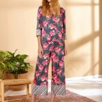 Pyjama femme en satin hanoipyj motif pavoines - rose