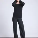 Pull col rond c?urs en surpiqres aux coudes noir en cachemire bleu marine