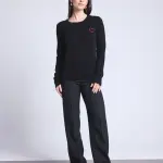 Pull col rond coeur broderie rose en cachemire