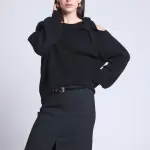 Pull col rond ouverture noeud epaule noir en cachemire