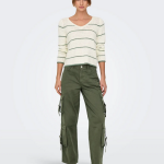 Pull col v geenas - blanc cass / vert olive tess