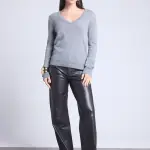 Pull col v gris fonc en cachemire