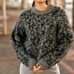 Pull may � imprim� l�opard gris et noir
