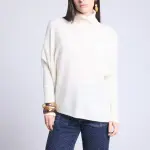 Pull poncho col roul blanc en cachemire bleu marine