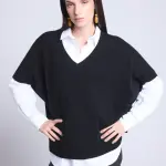 Pull poncho sans manches col v noir en cachemire