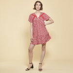 Robe fluide courte imprim floral rouge en viscose