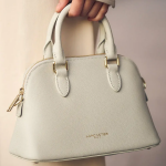 Sac demi lune zipp m sierra jia ivoire en cuir