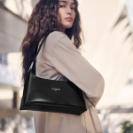 Sac port paule suave ace noir en cuir