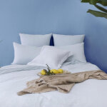 Les signatures - housse de couette en percale de coton - bleu clair / passepoil bleu marine