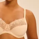 Soutien - gorge avec armature emboitant beige chic