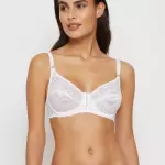 Soutien - gorge embo�tant blanc en dentelle