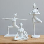 Statuette yogi femme en rsine blanche