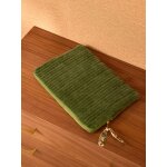 Pochette ordinateur en velours