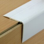 Nez de marche aluminium avec adhésif - large 41 va dinac Nez de marche aluminium avec adhésif - large 41 va dinac