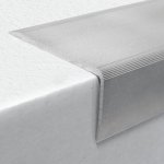 Nez de marche mtallique stri - visserie dcal pour rnovation - 9 t dinac