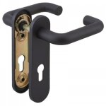 Poign�es de porte de chaufferie sur plaques - finition noir - cl� i fth thirard