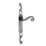 Poign�es sur plaques bec - de - cane - fer patin� c�ment� - aquitaine bouvet