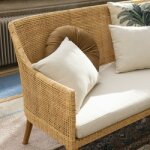 Canap en rotin naturel et tissu beige