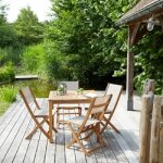 Ensemble une table et 4 chaises en acacia naturel / gris Ensemble une table et 4 chaises en acacia naturel / gris