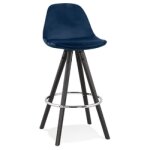 Tabouret snack mi - hauteur 'spirit mini' en velours bleu et pieds en bois noir